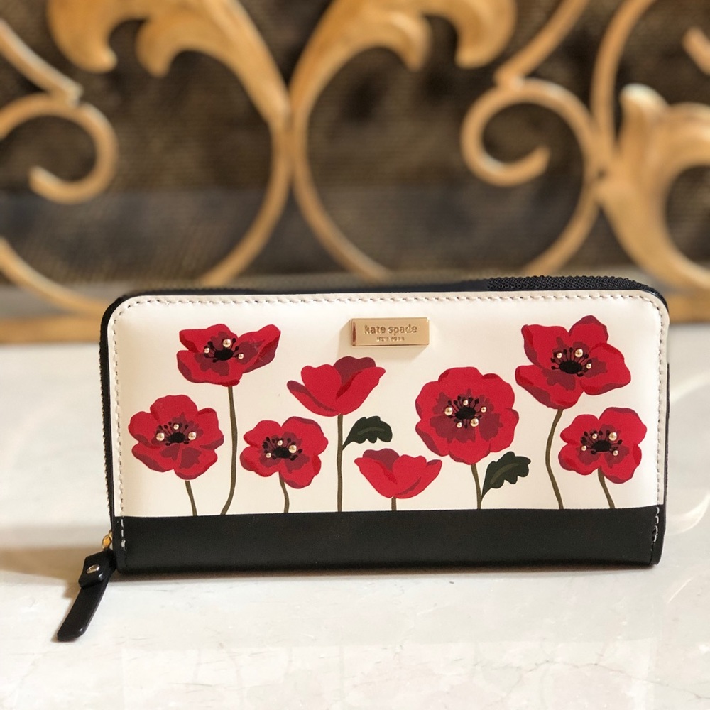 NWT kate spade poppy Neda zip around Wallet rare